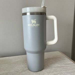 ADVENTURE QUENCHER TRAVEL TUMBLER - 40 OZ (Granite)